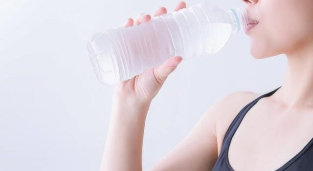 食の安心と現場力を支える進化する業務用食品容器の多機能性と未来